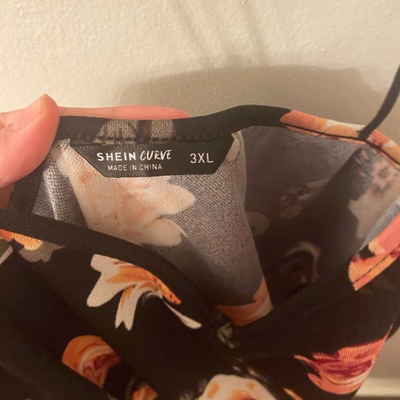 Floral dress - Picture 4 of 4